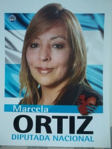 Marcela Ortiz, candidata a diputada nacional por el PRS acompañando a Andres Zottos.