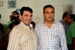 Alfredo Olmedo acompañó a Antonio Hucena a votar en las Escuela Osvaldo Pos de Orán