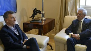 vargas llosa y macri